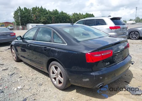 2012 Audi A6 3.0 Premium z USA, uszkodzony, nr VIN WAUGGAFC4CN172277